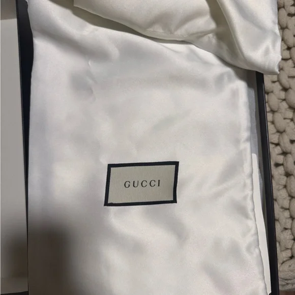 Gucci - Future - White Flip Flops